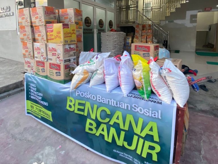 Sinergi Kemanusiaan: Masjid Luqmanul Hakim Marelan Buka Posko Bantuan Banjir Sumut dan Aceh Tamiang